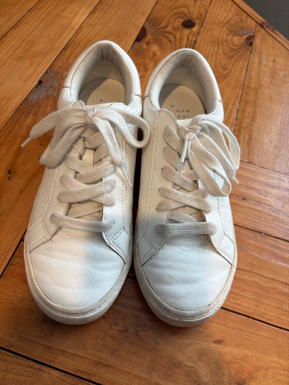 A New Day White Sneakers Women’s Size 8.5 Casual Lace Up Shoes